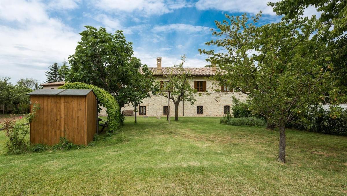Casa Ridente Nella Valle Del Menotre Con Giardino Pale Kültér fotó